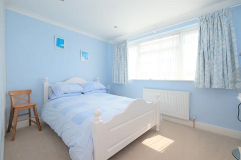 20 Finucane Drive, Orpington, BR5 4ED