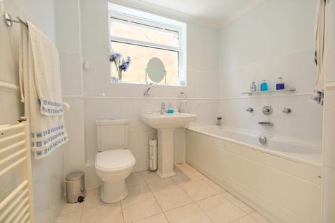 20 Finucane Drive, Orpington, BR5 4ED