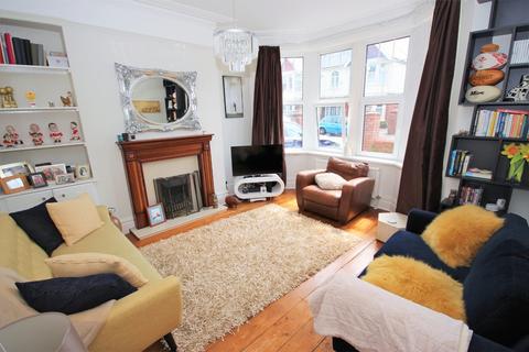 88 Bishops Road, Whitchurch, Cardiff, CF14 1LY