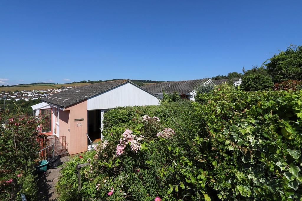 Higher Coombe Drive, Teignmouth 2 bed detached bungalow £265,000