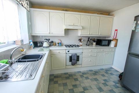 4 Bryn Awelon, Gronant, Prestatyn, LL19 9UG