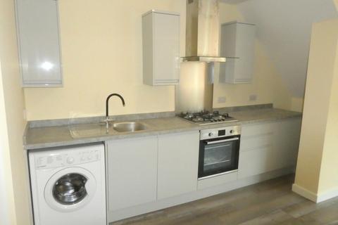 2 bedroom apartment to rent, Yew Tree Road, Fallowfield, Manchester