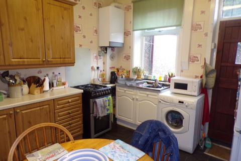 42 Beldon Lane, Bradford, BD7 4JZ
