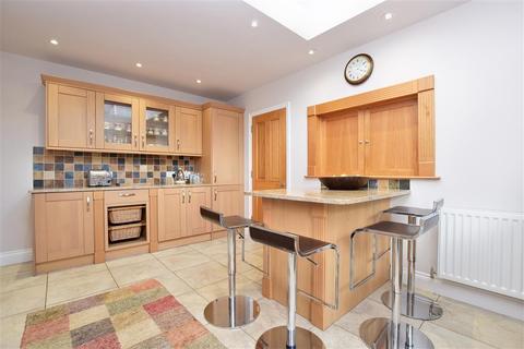 Bryony Bunce Common Road, Leigh, Reigate, RH2 8NS