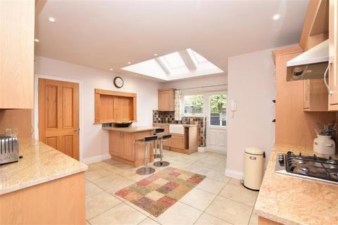 Bryony Bunce Common Road, Leigh, Reigate, RH2 8NS