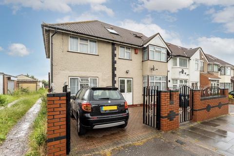 68 Avon Road, Greenford, UB6 9JD