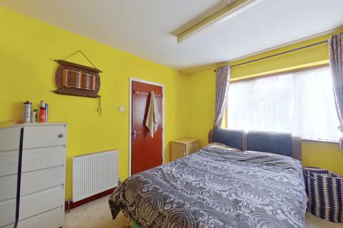 68 Avon Road, Greenford, UB6 9JD