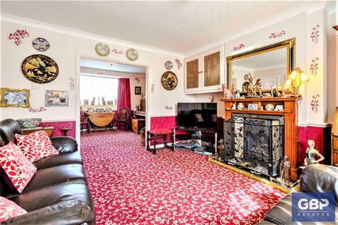 18 Greenwood Avenue, Dagenham, RM10 7DL