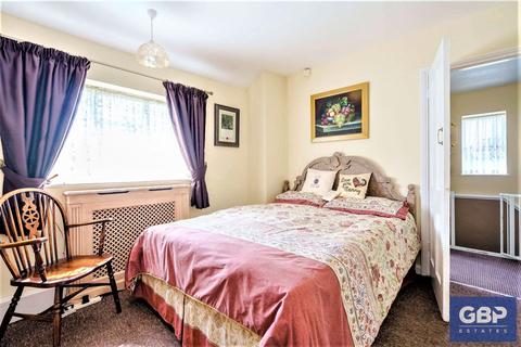 18 Greenwood Avenue, Dagenham, RM10 7DL