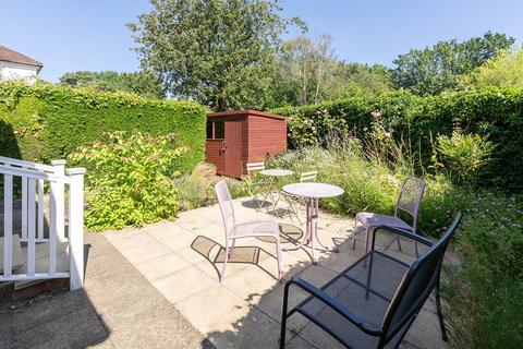 67 Deepdene Vale, Dorking, RH4 1NJ