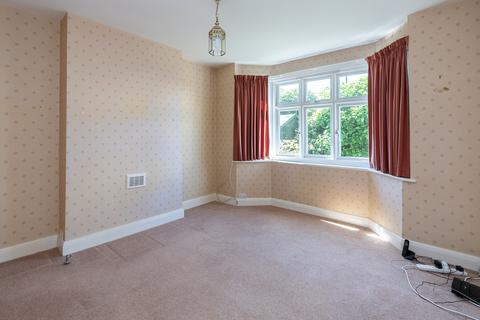 67 Deepdene Vale, Dorking, RH4 1NJ