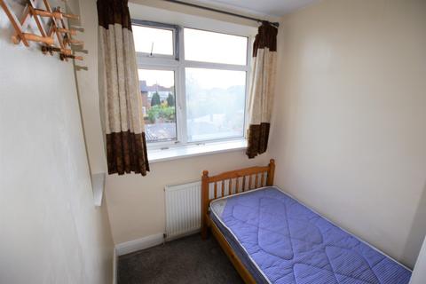 123 North Hyde Road, Hayes, UB3 4NR