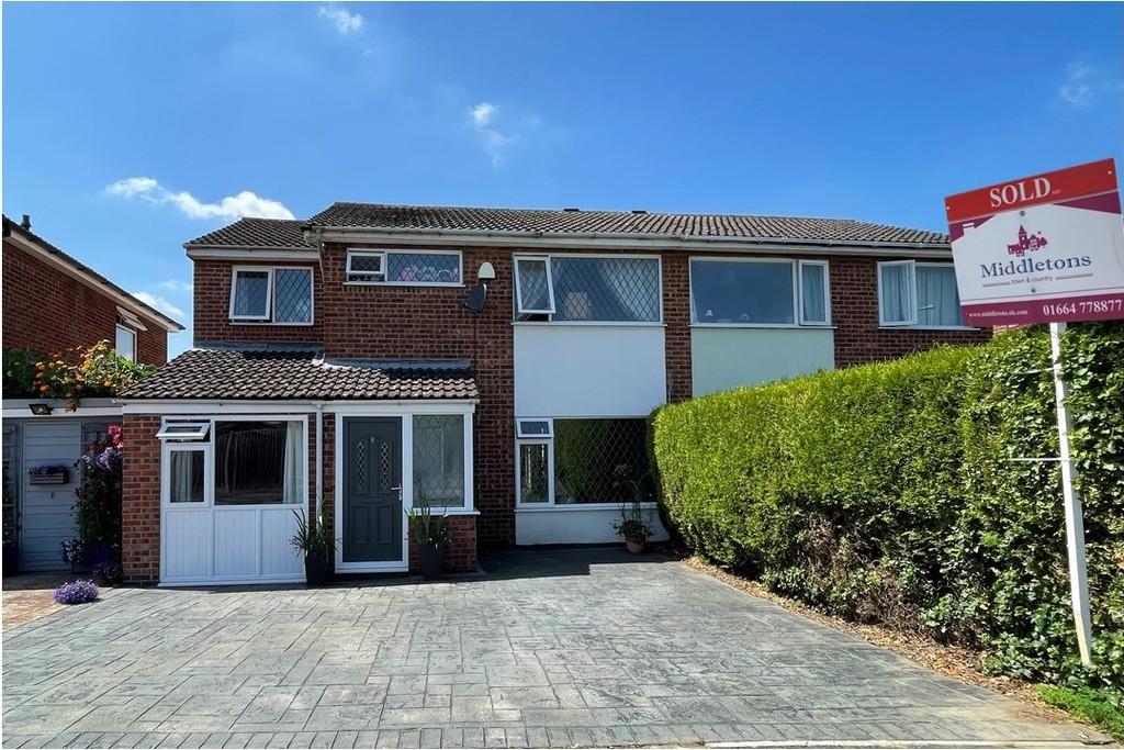 Redbrook Crescent, Melton Mowbray 4 bed semidetached house £265,000