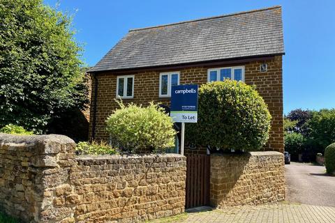 3 bedroom detached house to rent, Lime Avenue, Eydon, NN11 3PG