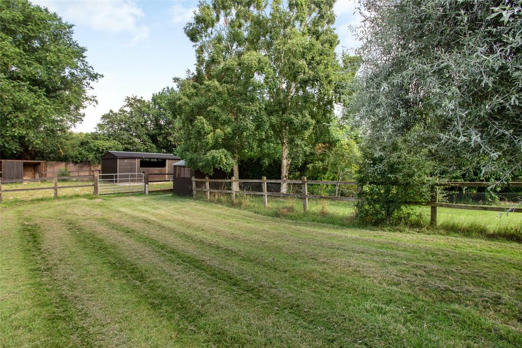 Brington Rd, Brington, Huntingdonshire, PE28 4 bed bungalow £645,000