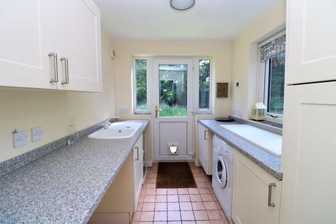4 Dove Close, Walsall, WS1 2LR