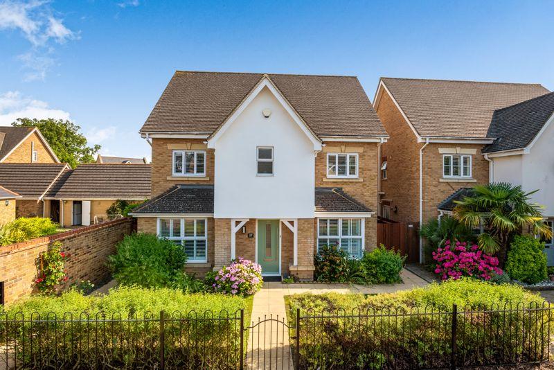 Pinewood Place, Bexley Park 6 bed detached house £830,000