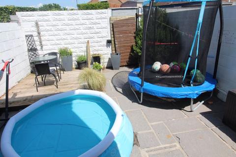 16 Gaen Street, Barry, CF62 6JZ