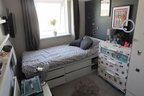 16 Gaen Street, Barry, CF62 6JZ