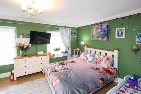 64 Goddington Road, Rochester, ME2 3DE