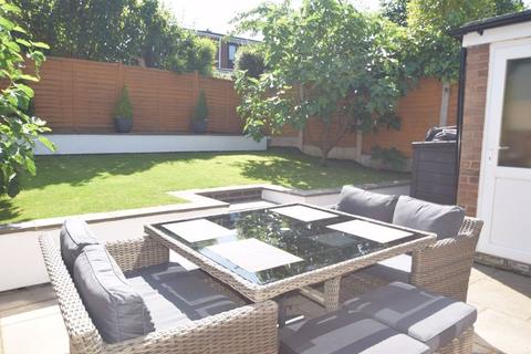 10 Daffodil Place, Walsall, WS5 3DX