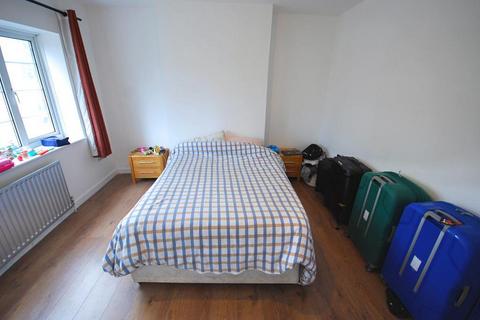 2 bedroom flat to rent, HURST LODGE, STANLEY AVENUE, WEMBLEY, MIDDLESEX, HA0 4JG