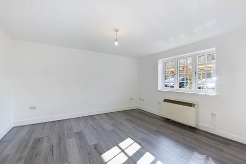 2 bedroom flat for sale - Edith Cavell Way, London,