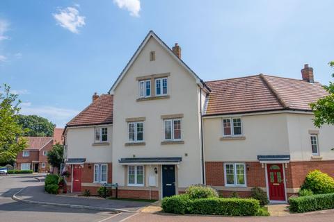 2 Bellows Close, Maresfield, Uckfield, TN22 2DN