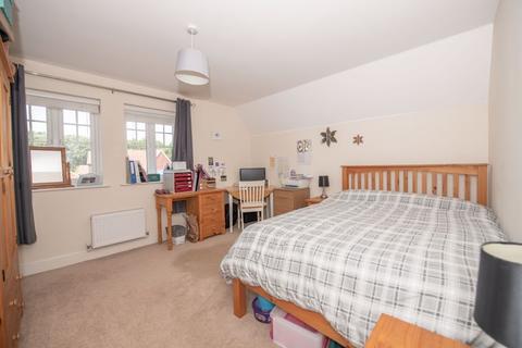 2 Bellows Close, Maresfield, Uckfield, TN22 2DN