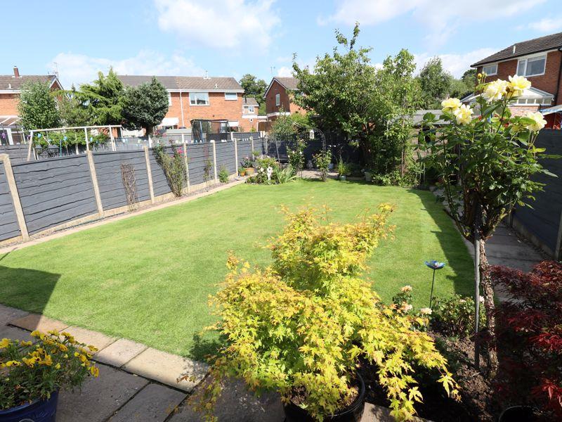 Westbury Drive, Macclesfield 4 bed semidetached house for sale £380,000