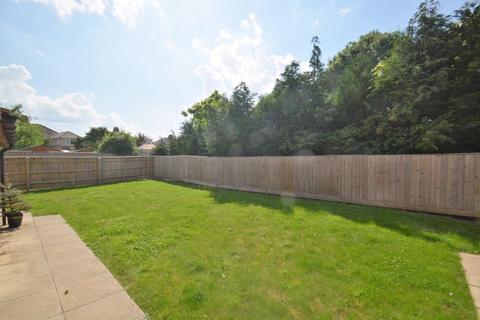 10 Bernard Barlow Close, Didcot, OX11 0FF