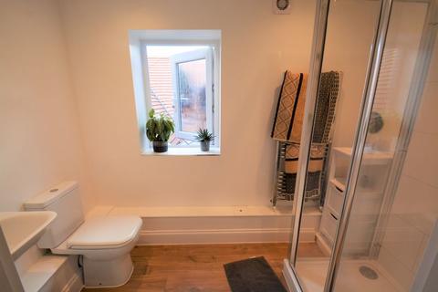 10 Bernard Barlow Close, Didcot, OX11 0FF
