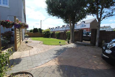41 Fitzroy Avenue, Ebbw Vale, NP23 5LN