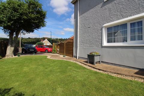 41 Fitzroy Avenue, Ebbw Vale, NP23 5LN