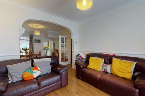 53 Linden Crescent, Folkestone, CT19 5SB
