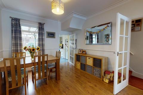 53 Linden Crescent, Folkestone, CT19 5SB