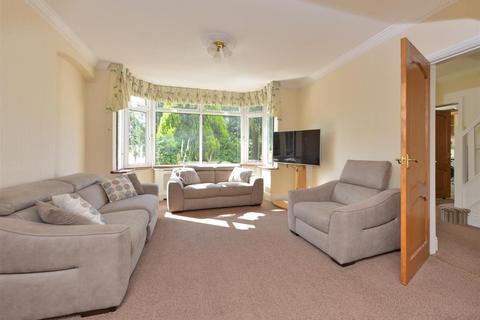 79 Banners Gate Road, Sutton Coldfield, B73 6TY