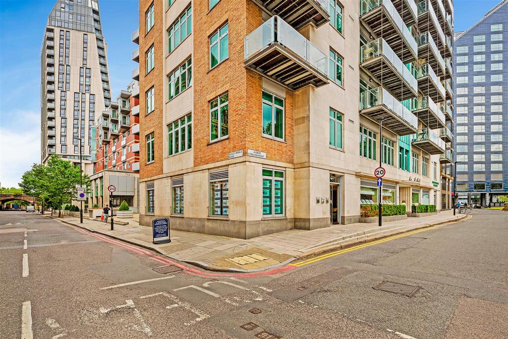 External (2).jpg