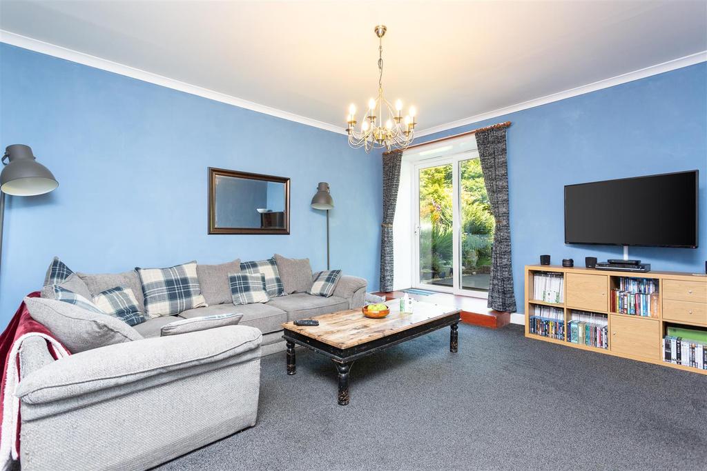 IMG 9805-Edit.jpg