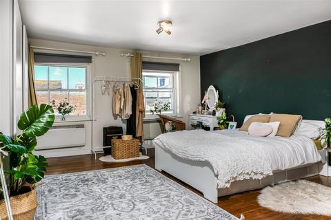 2 bedroom flat for sale - Queen Street, Salisbury