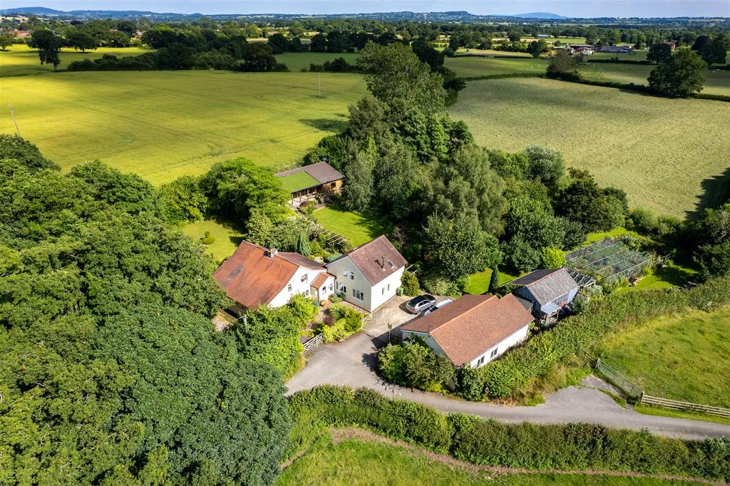 Brown Heath, Nr Ellesmere, Shropshire 5 bed cottage £750,000