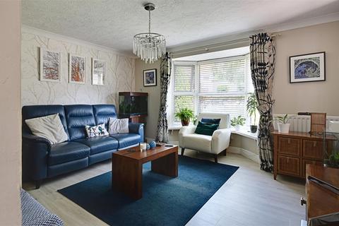 20 Beacon Hill, Bexhill-on-sea, TN39 5DF
