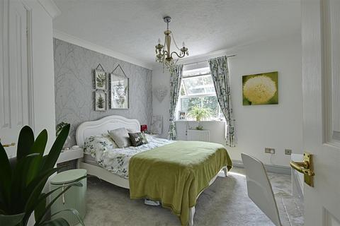 20 Beacon Hill, Bexhill-on-sea, TN39 5DF