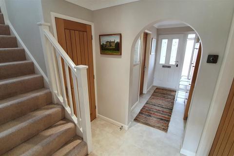 25 The Teasels, Bingham, Nottingham, NG13 8TY