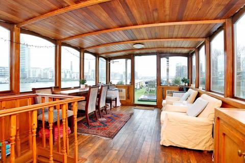 4 bedroom houseboat for sale, Albion Quay, Battersea, SW11