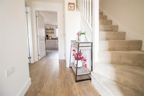58 Chislehurst Place, Great Denham, Bedford, MK40 4TT