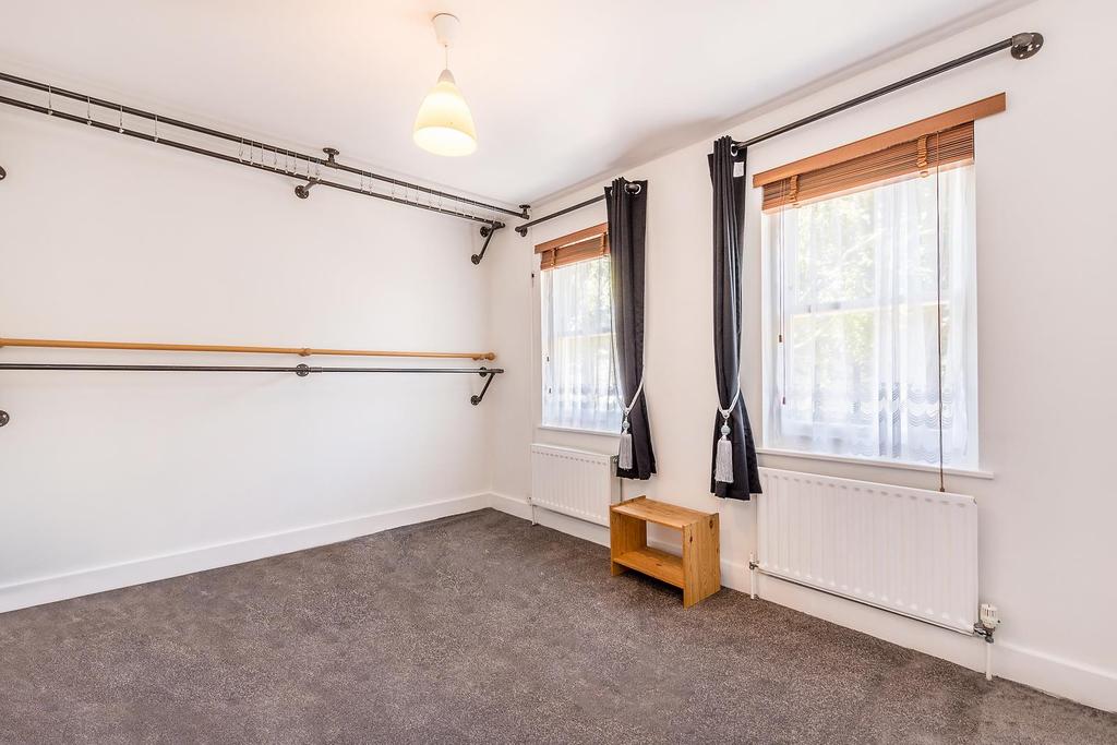 40 Elderwood Place SE27-10.JPG
