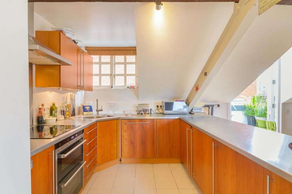 EROTSGEKEHT71 - Kitchen C.jpg