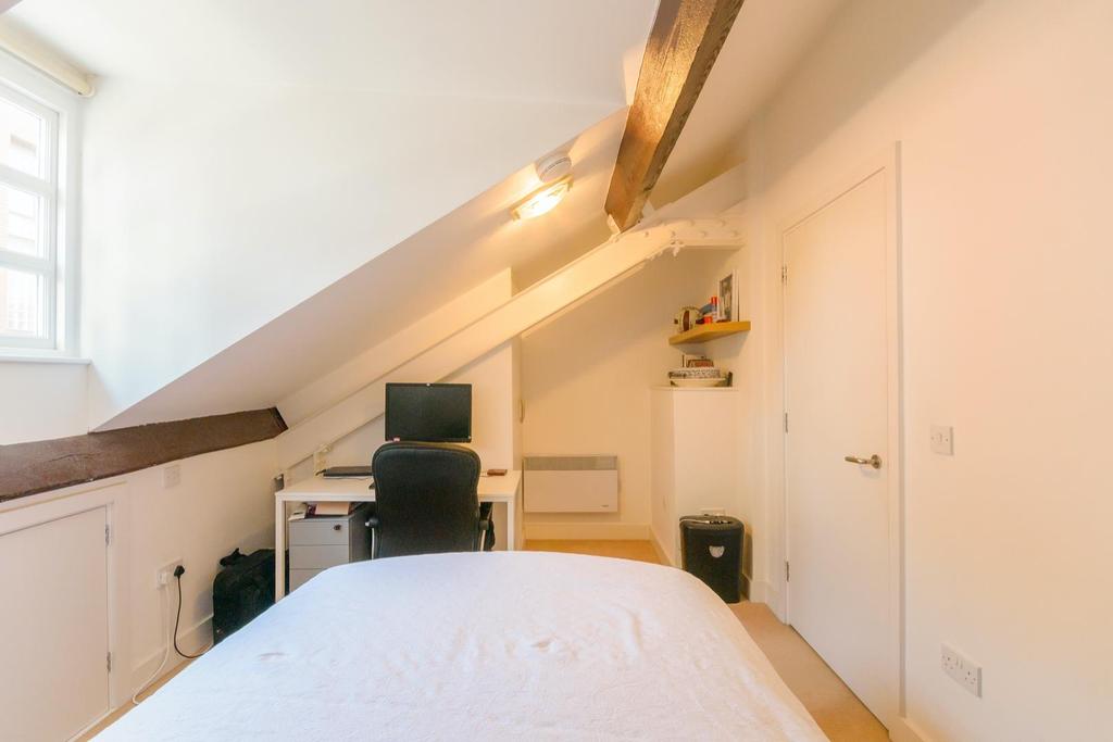 EROTSGEKEHT71 - Bedroom E.jpg