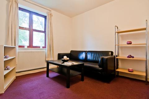 1 bedroom apartment to rent, Woodsley Road, Leeds LS2 9LZ